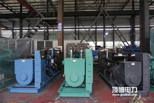 柴油發(fā)電機(jī)組氣門(mén)間隙過(guò)大過(guò)小都不行，一定要重視