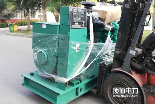 柴油機(jī)發(fā)電機(jī)結(jié)合處有金屬碰撞聲，準(zhǔn)備大維修就大錯(cuò)特錯(cuò)了